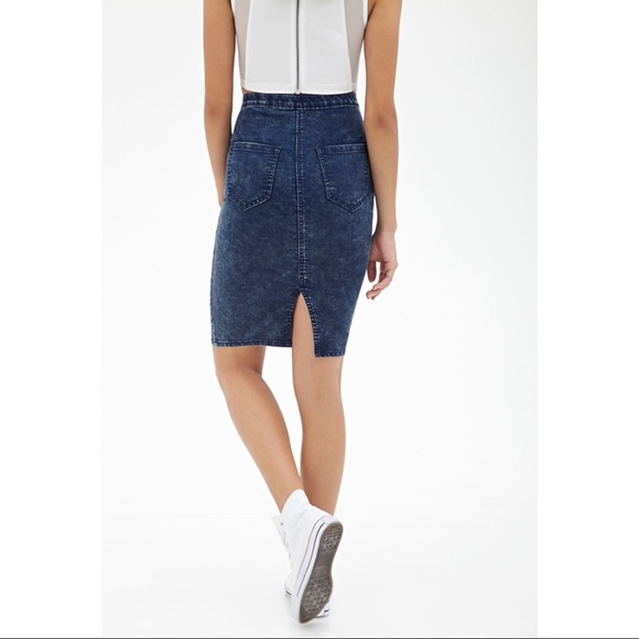 XXI FOREVER | Denim Pencil Skirt - Picture 4 of 7